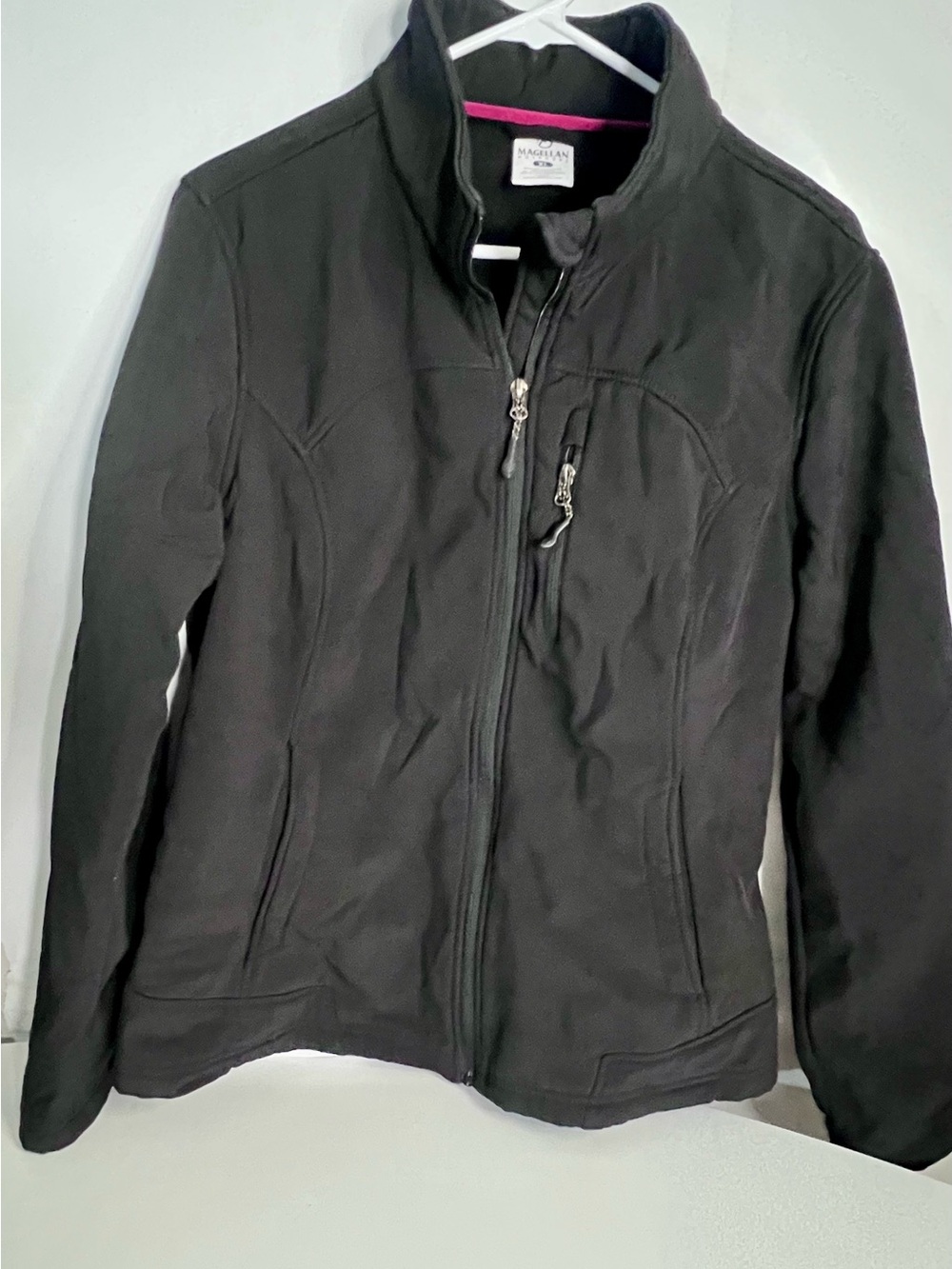 Magellan Outdoors Women's Black Utility Fleece Jacket with Pink Trim
